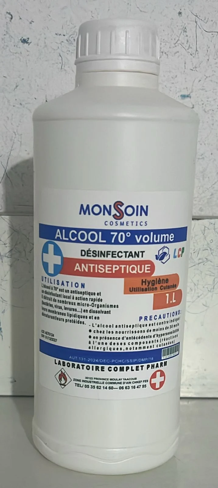 ALCOOL 1 LITRE 70° VOL COMPLET PHARM - Image 1